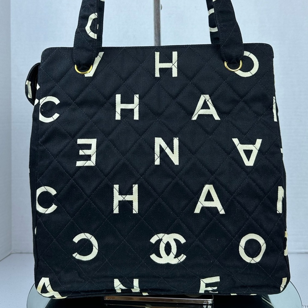 CHANEL Black and White Quilted Logo Shoulder Bag